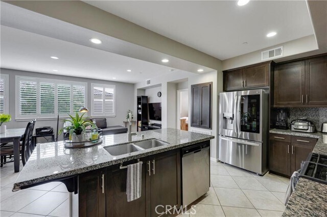 Building Photo - 403 Mallorca Ln