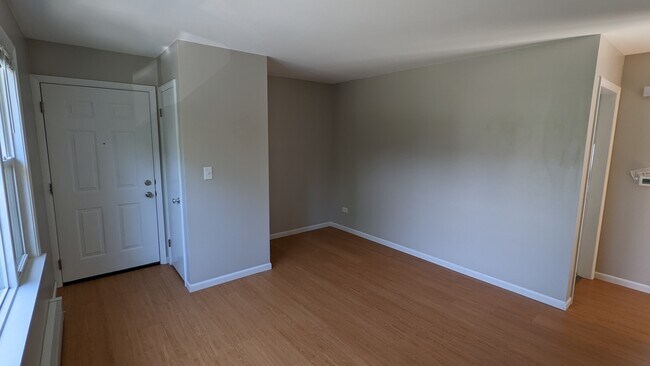Foto del edificio - 420 S Lake St
