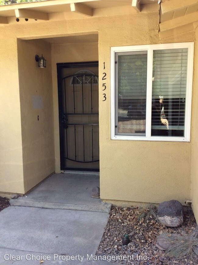 Foto del edificio - 3 br, 2 bath House - 1253 Dorothy St.