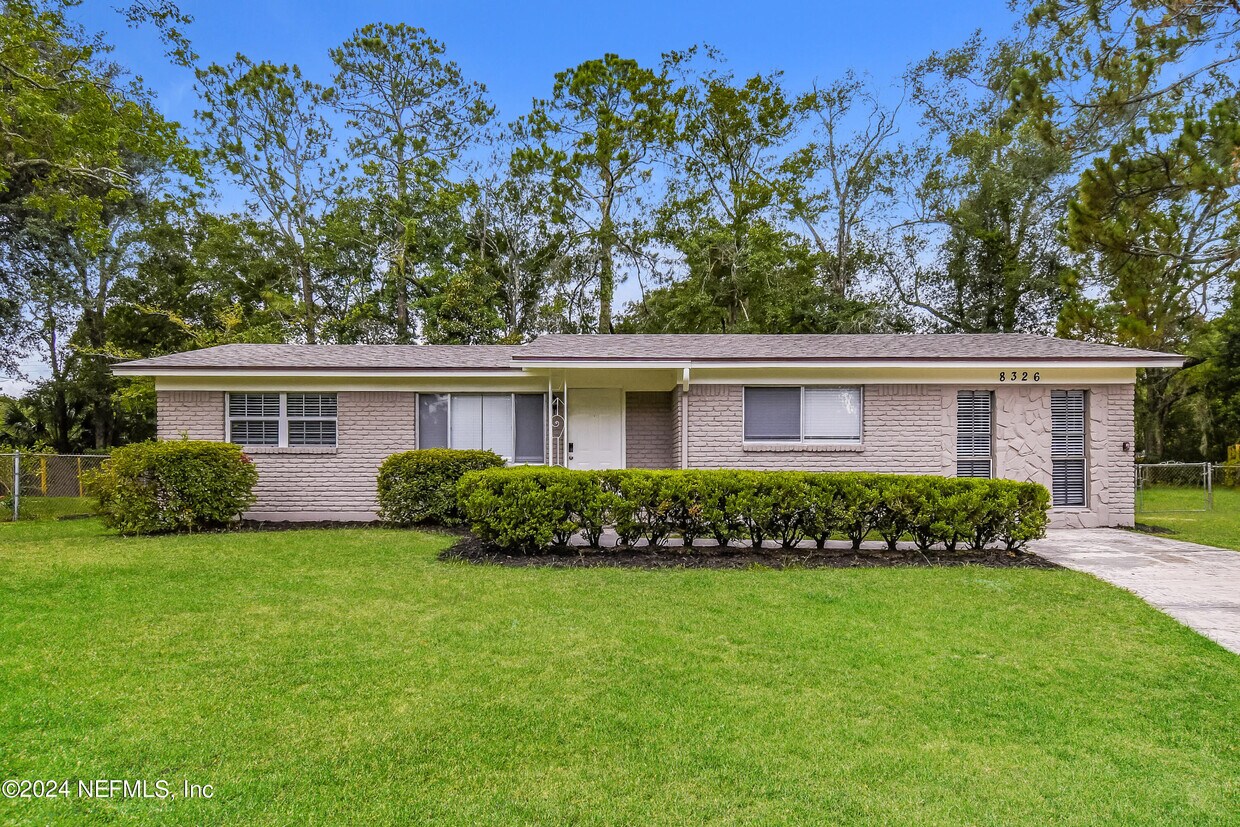 Foto principal - 8326 Santman Ct