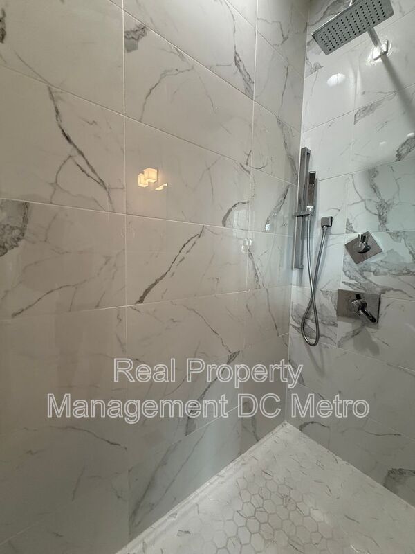 Foto del edificio - 804 21st St NE