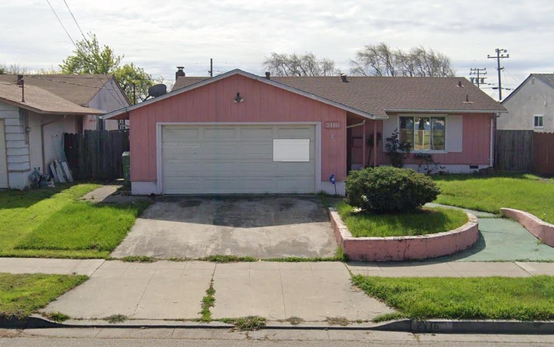 Primary Photo - 2116 Depot Rd