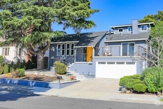 Building Photo - 2658 Mira Vista Dr