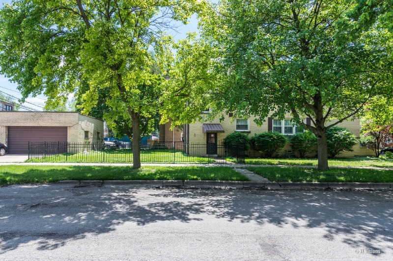 Photo - 10601 S Artesian Ave (Chicago, IL)