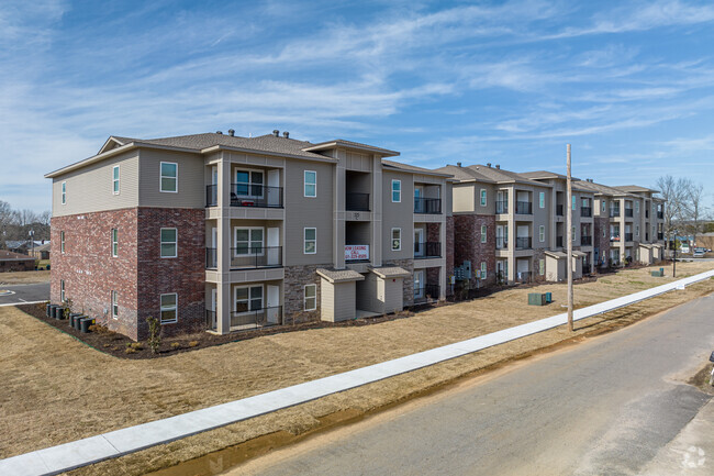 Building Photo - Orso Vista