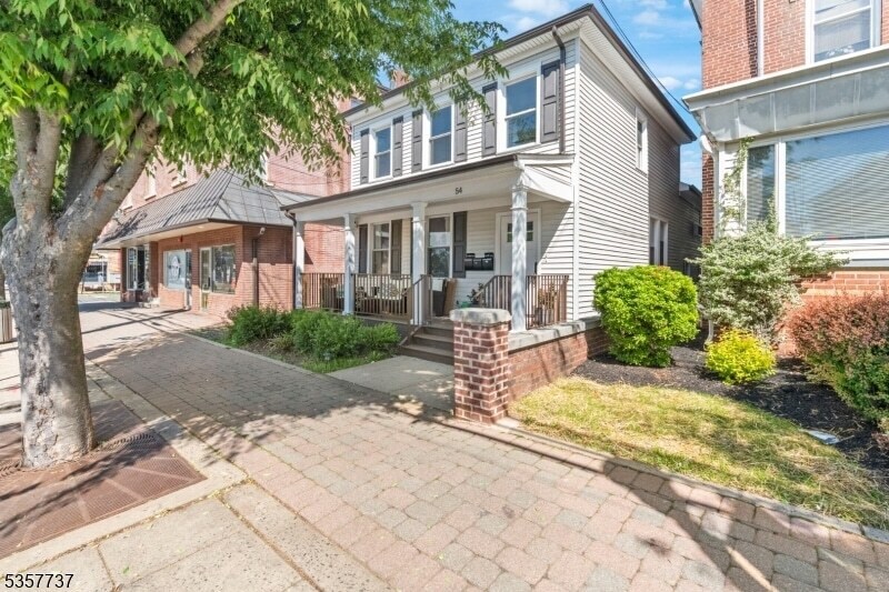 Foto principal - 54 W Somerset St