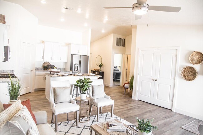 Foto del edificio - 939 Ironwood Dr