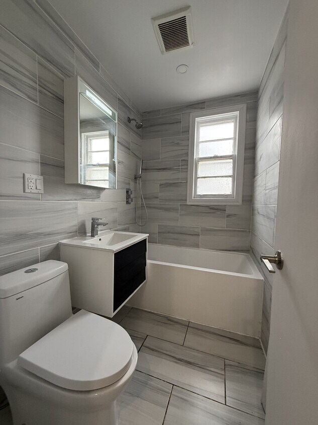 Photo du bâtiment - 6645 Rue De Terrebonne