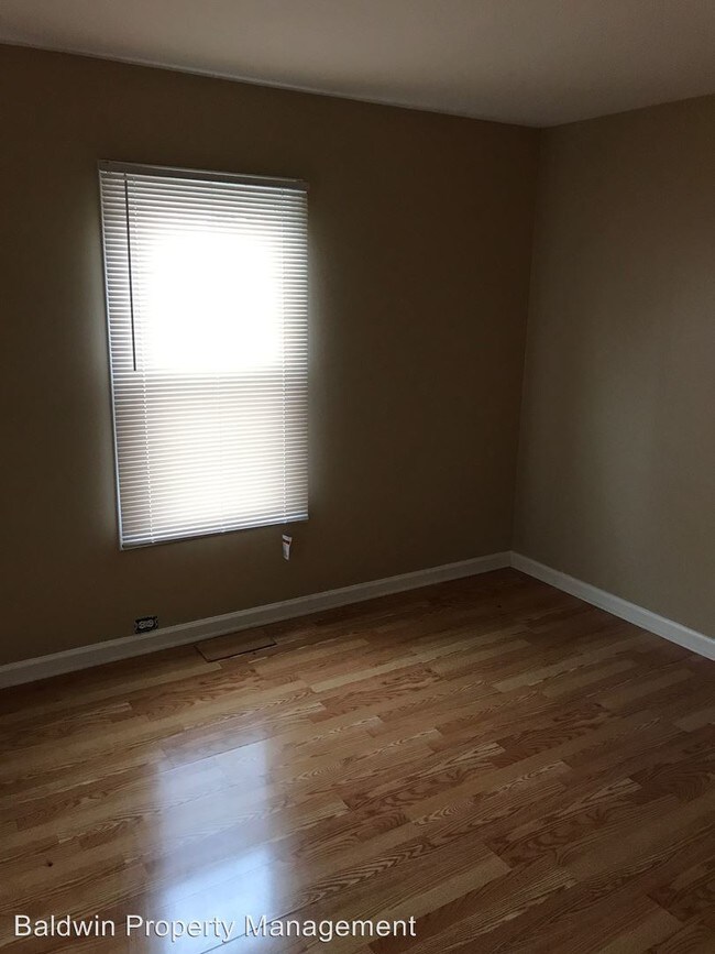 Building Photo - 2 br, 1 bath House - 2328 W ENGLISH ROAD