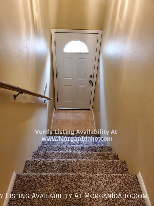 Building Photo - 4720 Freemont-