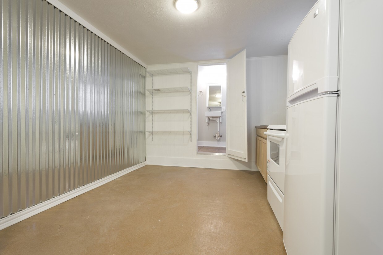 Foto principal - 904 1/2 Denton St