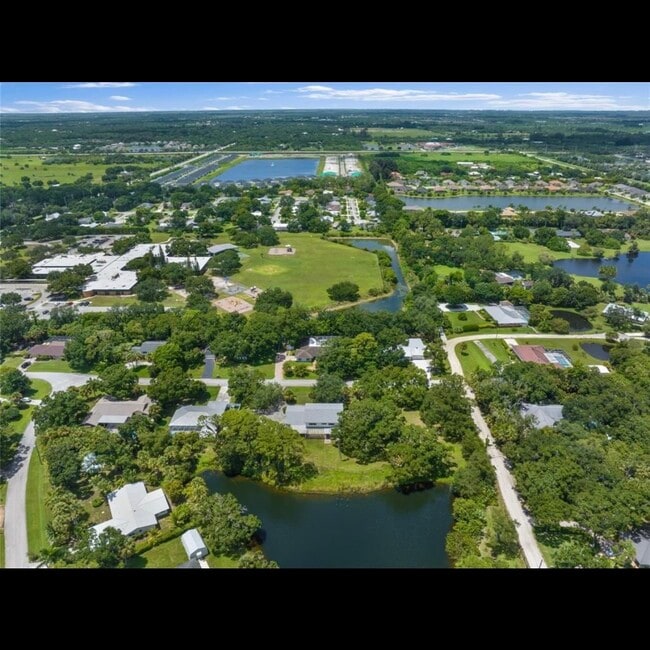 Photo - 960 48th Ave House