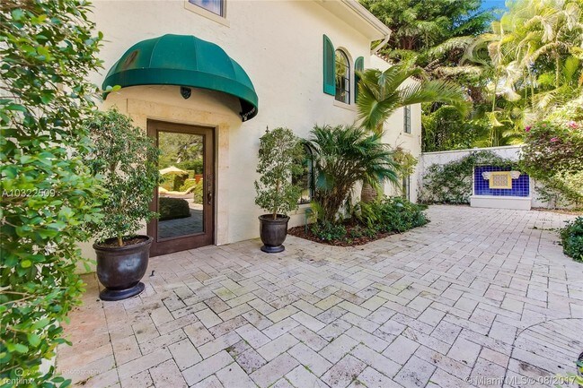 Building Photo - 3608 Saint Gaudens Rd