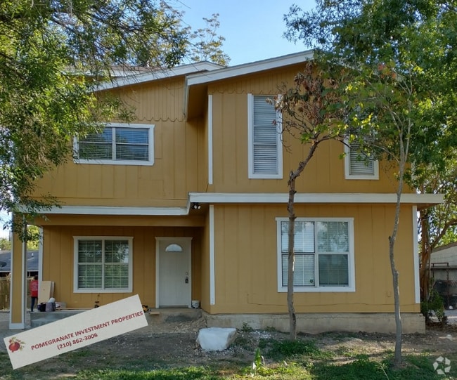 Building Photo - 614 Barberry St