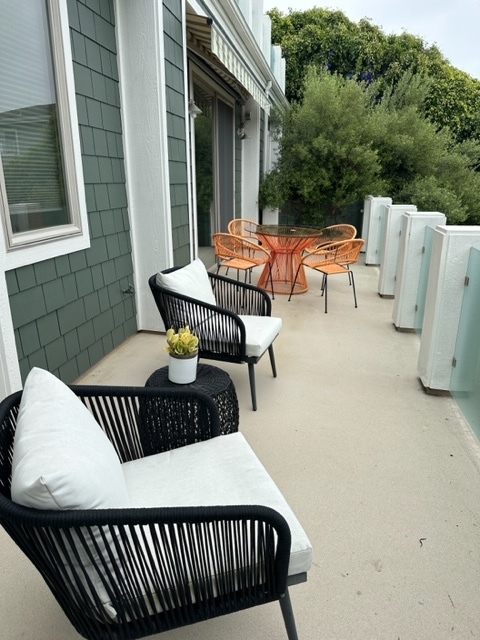 Patio off Living/Dining rooms - 2435 Golden Gate Ave