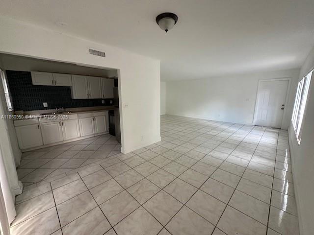 Foto del edificio - 5400 NW 18th St