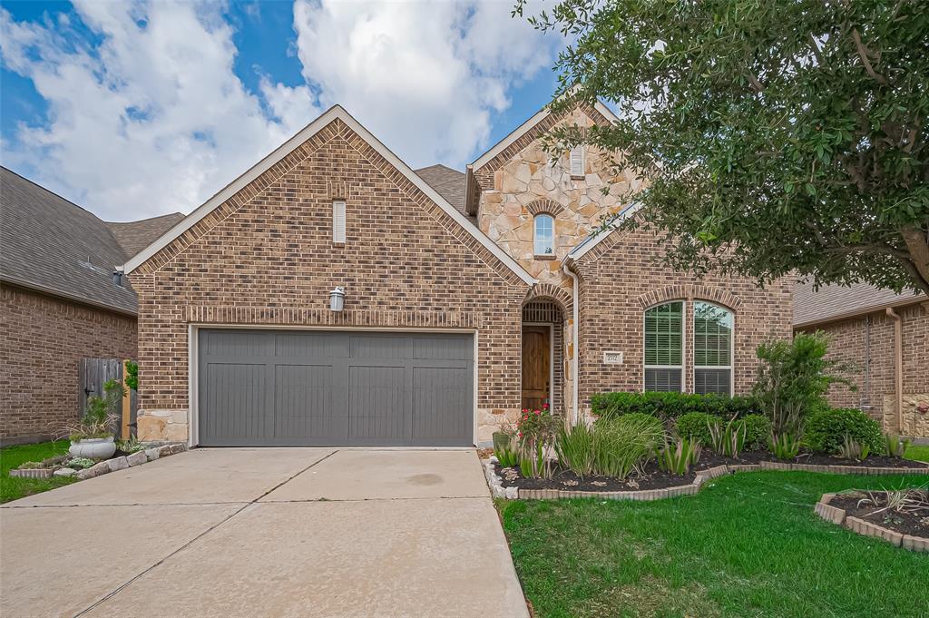 Primary Photo - 2112 Arrowood Glen Dr