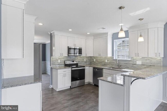 Foto del edificio - 802 Sixth Ave