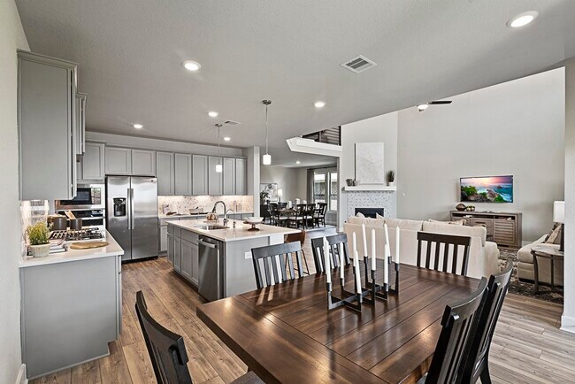 Building Photo - 21106 Bella Coral Dr