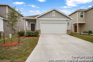 Primary Photo - 7710 Fern Holw