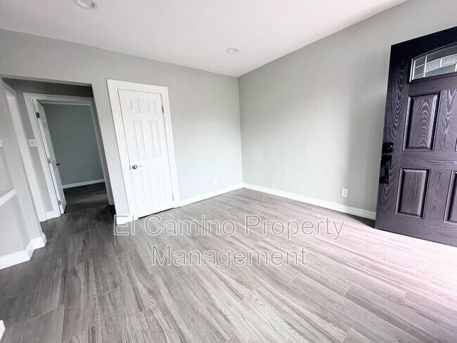 Foto del edificio - 3367 Walnut St