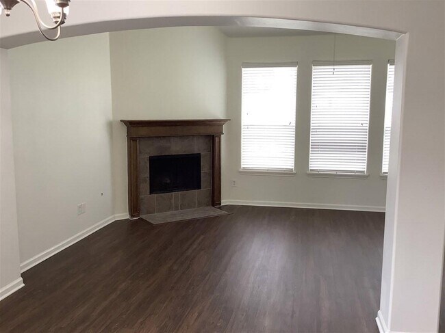 Building Photo - 3340 Zubin Ln