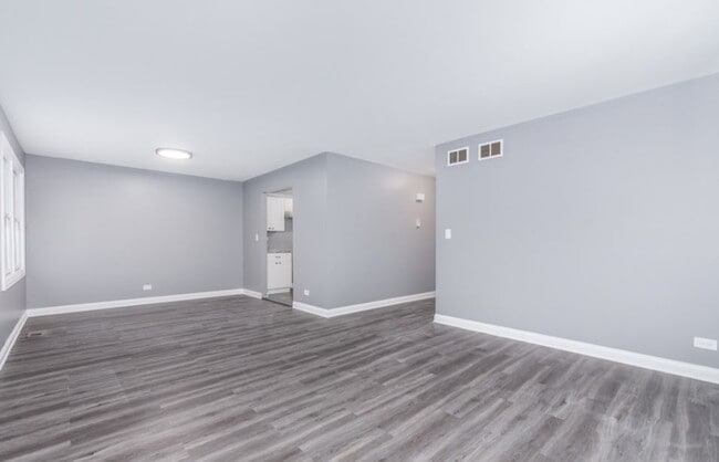 Building Photo - 1218 N 20th Ave