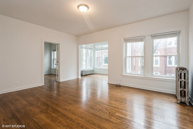 Foto del edificio - 6567 N Lakewood Ave