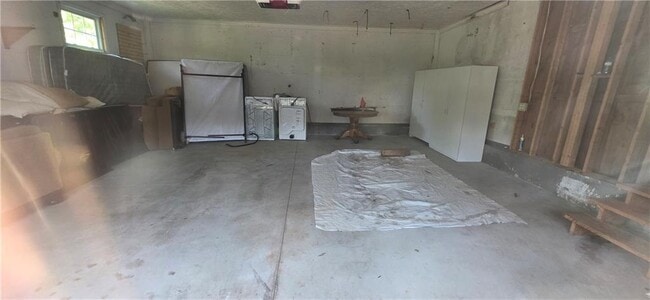 Building Photo - 5143 Ponderosa Farm Rd