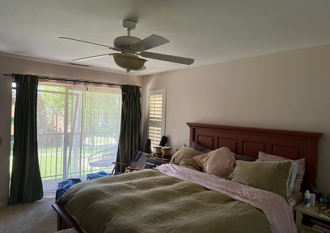 Master bedroom with private deck - 802 Kalpati Cir
