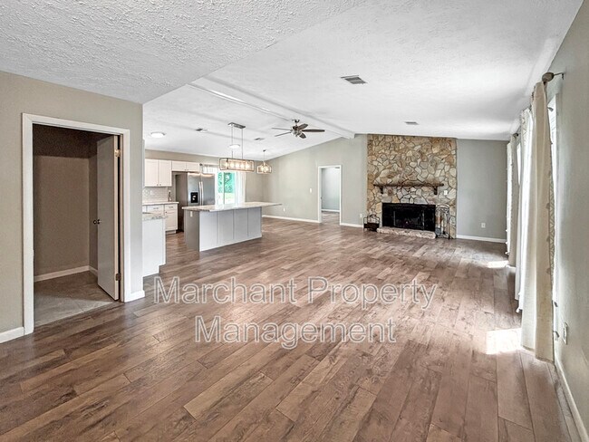 Foto del edificio - 5 Oak Hollow Ct