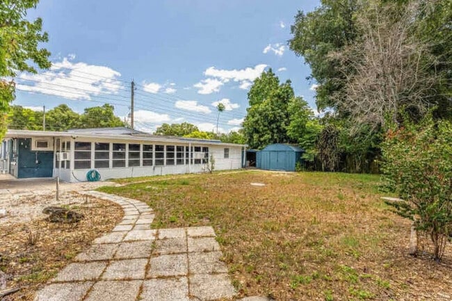 Building Photo - 1211 Co Rd 431