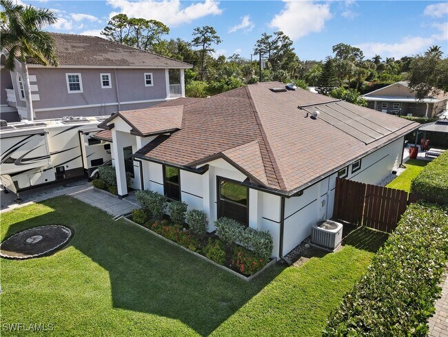 Building Photo - 10990 Goodwin St