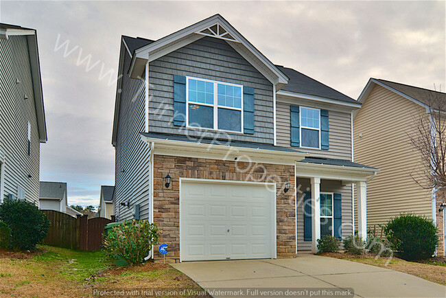 Building Photo - Awesome Chapin 3BR w/ Fenced Backyard