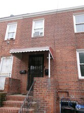 Building Photo - 69-14 Fresh Meadow Ln