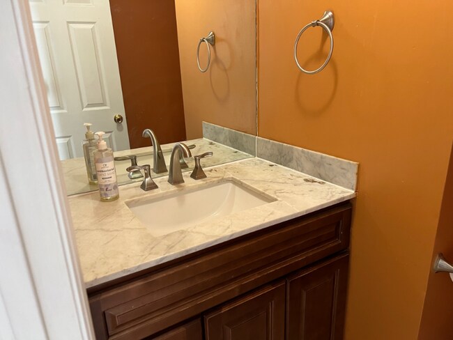 Building Photo - 1 Wright Pl