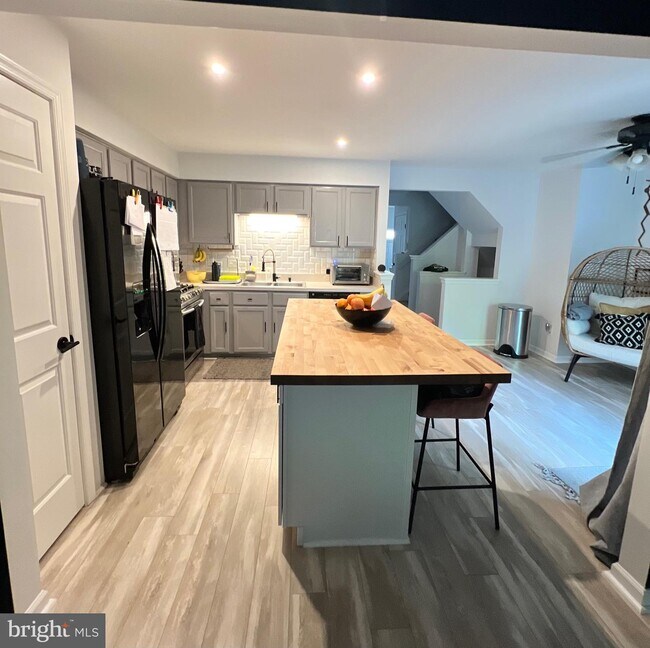 Foto del edificio - 10373 Butternut Cir