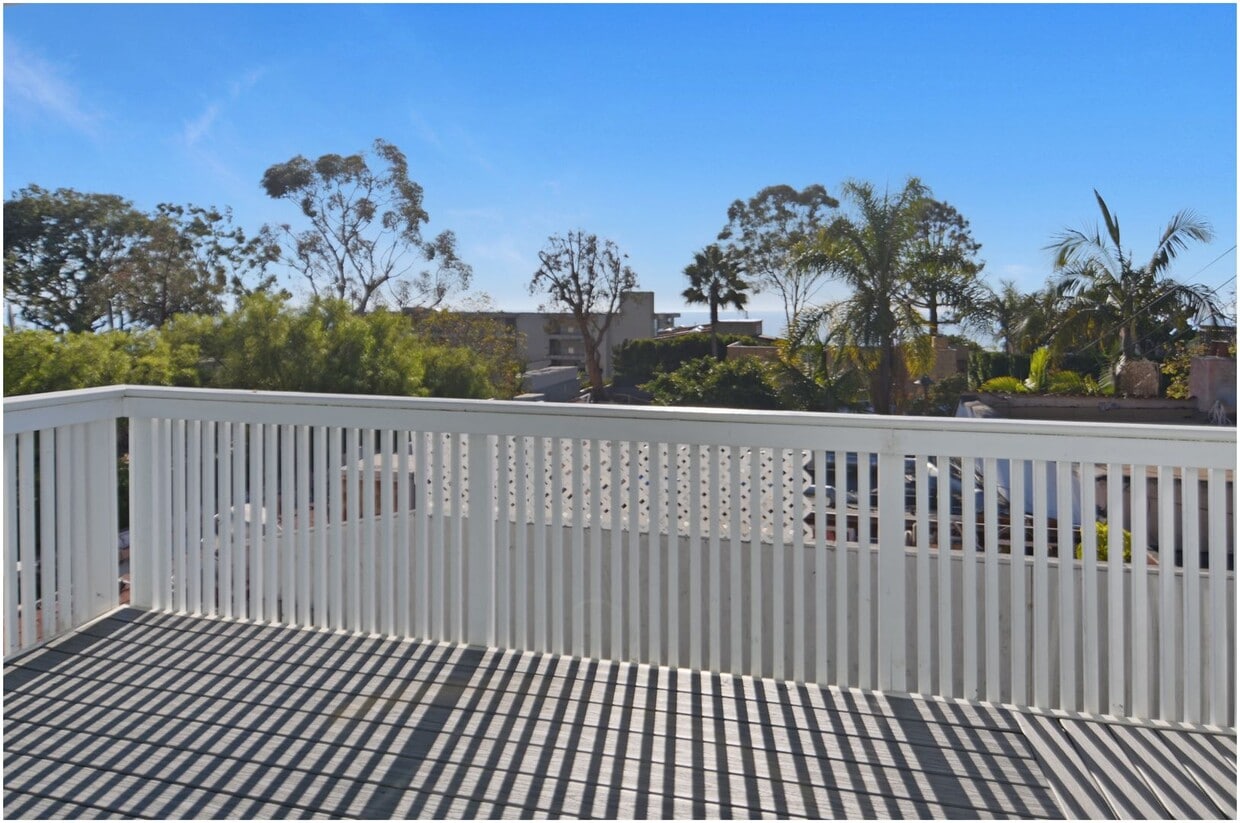 Primary Photo - 31725 Virginia Way