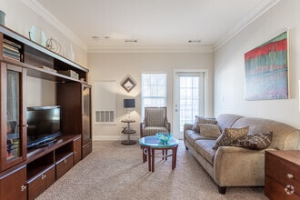 2BR, 2BA - The Commons at Boston Road