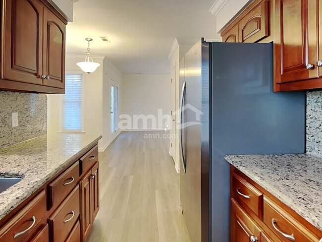 Building Photo - 5512 Westerborne Dr