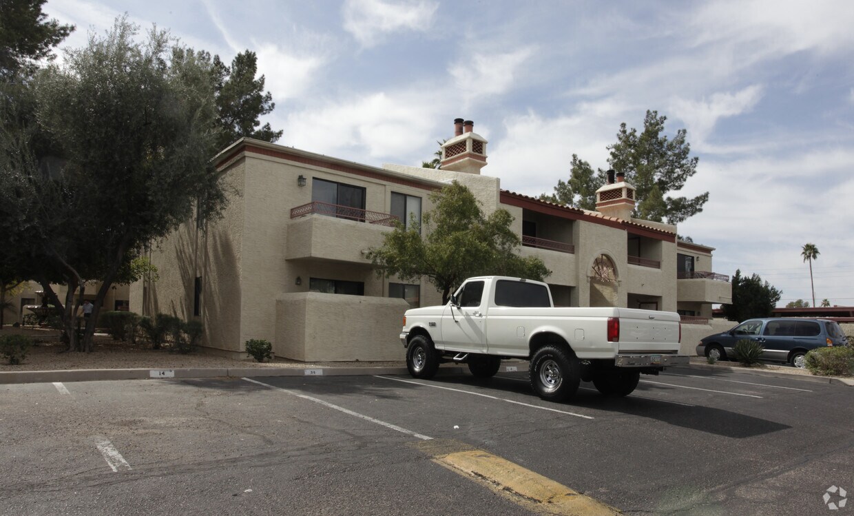 Foto del edificio - Los Coronados