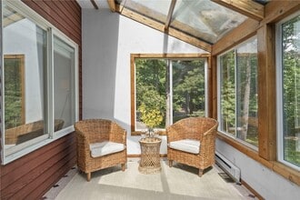 Building Photo - 318 Blackstone Ave