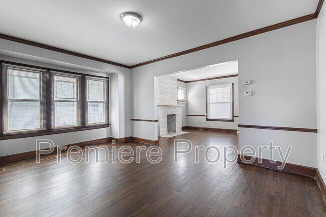 Foto del edificio - 1731 S Crescent Ave