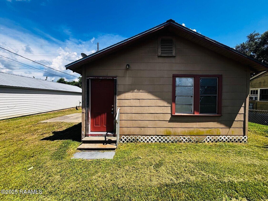 Foto principal - 119 Champagne St