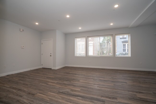 Foto del edificio - 1257 N Newkirk St