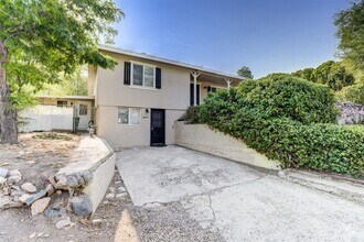 Building Photo - 237 S Hardin St