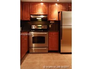 Foto del edificio - 469 N Pine Island Rd
