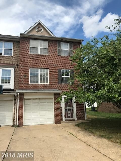 Foto principal - 3 bedroom in Washington DC 20020