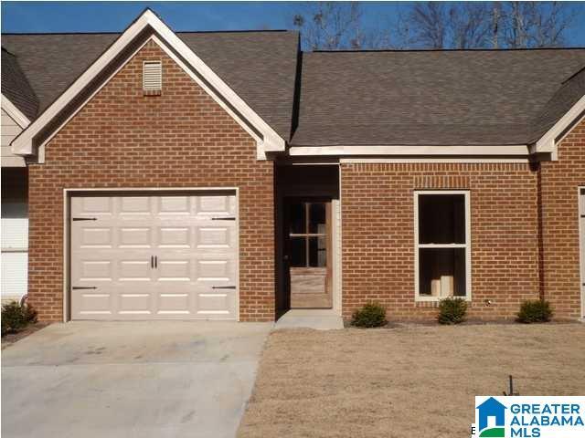 Primary Photo - 15 Highland View Ln