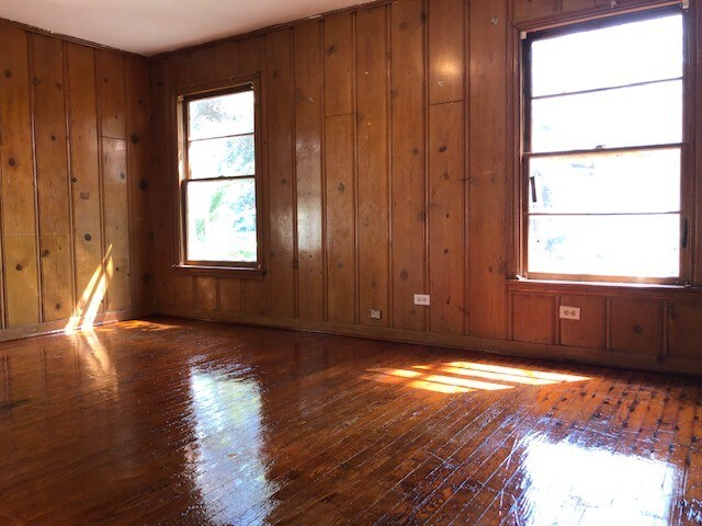 Building Photo - 514 Nichols Ave